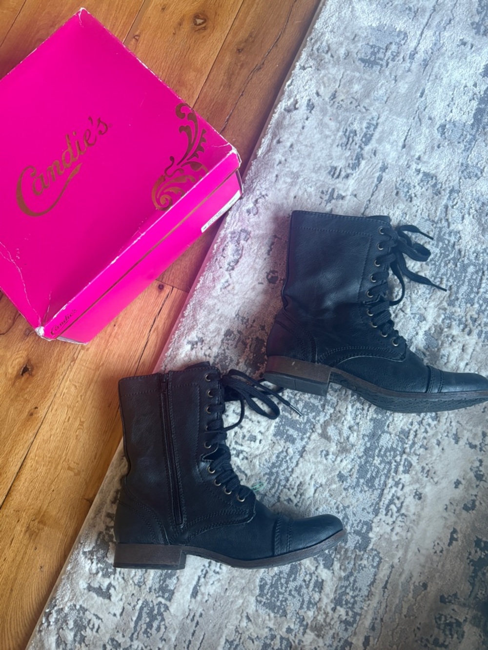 Candie’s Lace up Black Boots US SZ 8 - Picture 5 of 10
